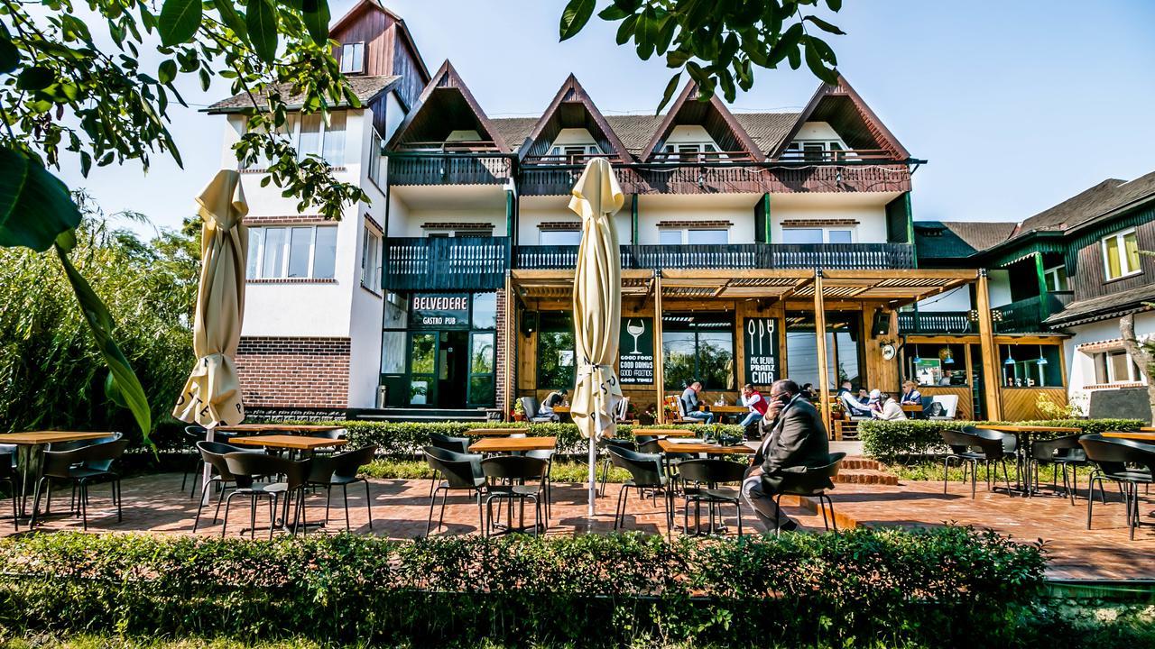 Pensiunea Belvedere Târgu Neamţ Bagian luar foto