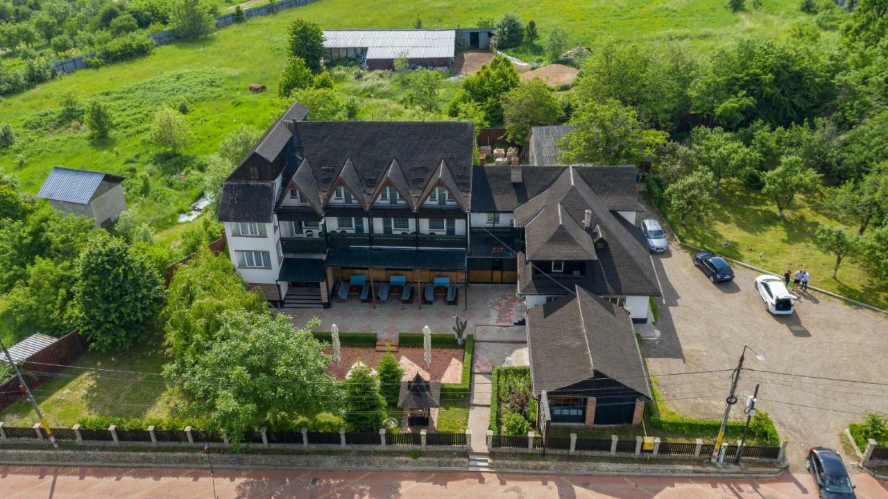Pensiunea Belvedere Târgu Neamţ Bagian luar foto